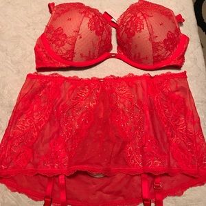 Victoria secret red bra with matching underwear